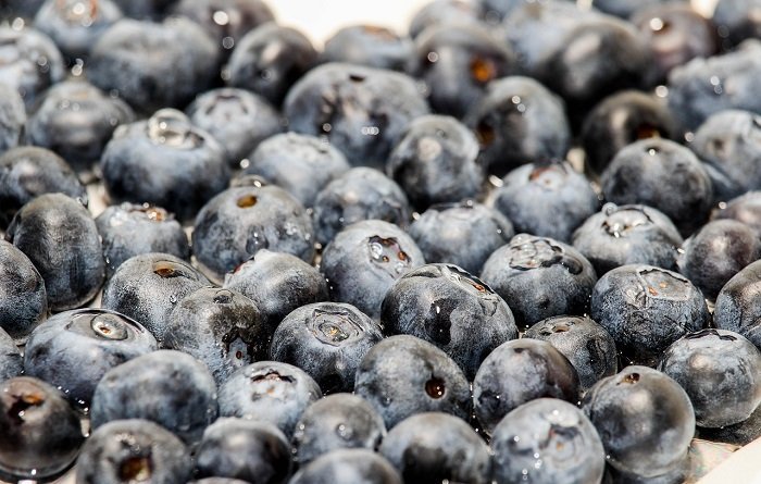 Superfoods That Fit into Your Budget Superfoods That Fit into Your Budget