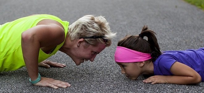 5 minute workout for Moms mom exercise