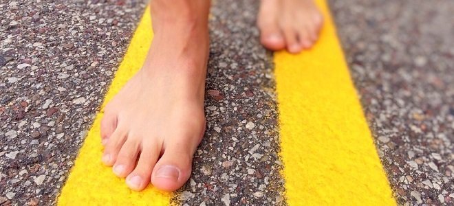 running barefoot