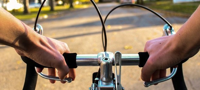 5-ways-to-incorporate-exercise-into-your-daily-life-featured Ways To Incorporate Exercise Into Your Daily Life