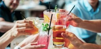 Tips for Dining Out During COVID-19