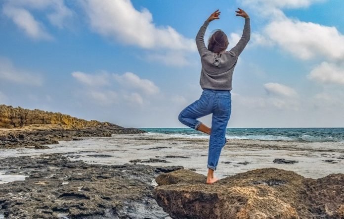 Easy Ways To Stay Grounded and Remain Mindful Easy Ways To Stay Grounded and Remain Mindful
