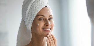 How to Switch to More Sustainable Night Skincare Routine