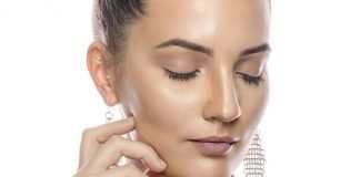 Tips to Help Your Skin Look Its Best This Holiday Season
