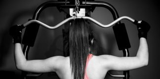 7 Essential Gym Bag Items To Never Forget