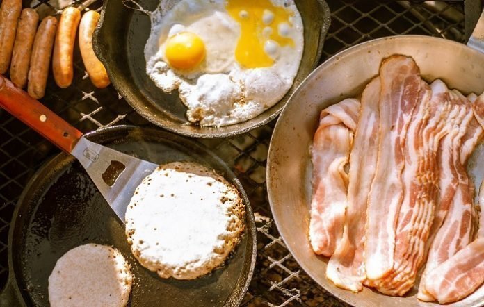 5 Simple Bacon Recipes For Bacon Lovers 5 Simple Bacon Recipes For Bacon Lovers