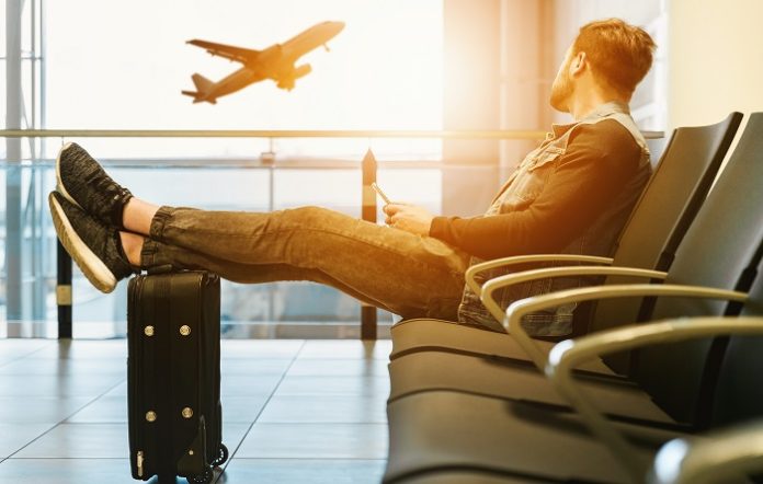 How To Eat Healthy While Traveling How To Eat Healthy While Traveling