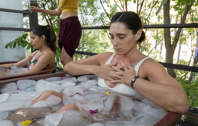Ice Bath Recovery How Cold Therapy Aids in Muscle Recovery After Intense Workouts Ice Bath Recovery How Cold Therapy Aids in Muscle Recovery After Intense Workouts