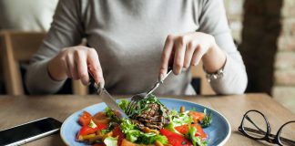 How to Become a Fitness and Nutrition Coach
